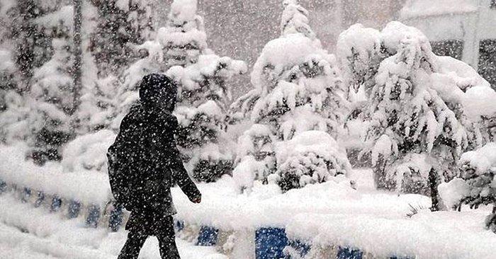 Meteoroloji Son Dakika Açıkladı: Hava Sıcaklıkları Bir Anda Düşüyor! Meteoroloji'den Yoğun Kar Uyarısı...