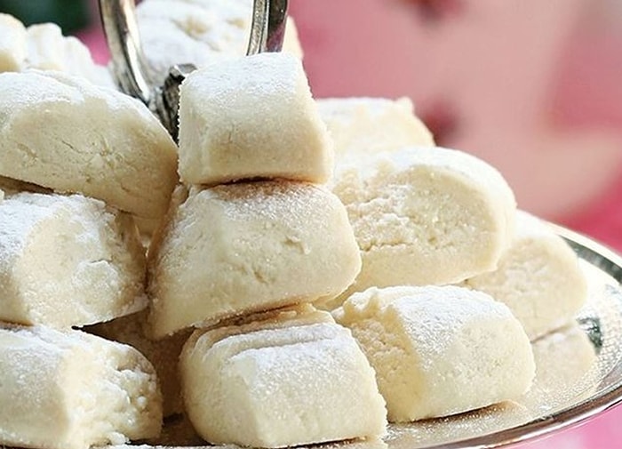 Un Kurabiyesi Nasıl Yapılır? Ağızda Dağılan Un Kurabiyesi Tarifi…