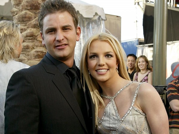 13. Бритни Спирс и ее брат Брайан Спирс