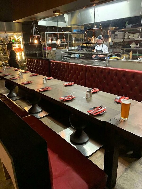 7. Эти места я подготовил для друзей, которых пригласил