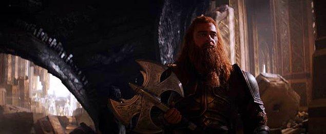 18. Ray Stevenson 'Thor' üçlemesinde Volstagg'ı canlandırdı.