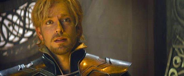 'Thor: The Dark World' ve 'Thor: Ragnarok'ta Zachary Levi Joshua Dallas'ın yerini aldı.
