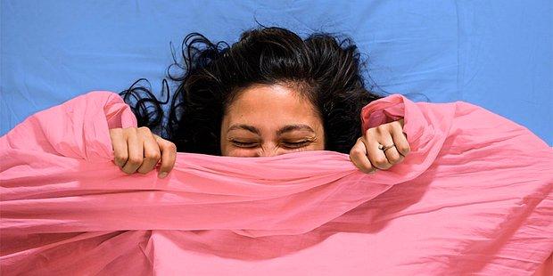 Uykuda Geçirdiğimiz Vakti Daha Eğlenceli Hale Getiren Islak Rüyalar Hakkında Bilmeniz Gereken 12 Şey