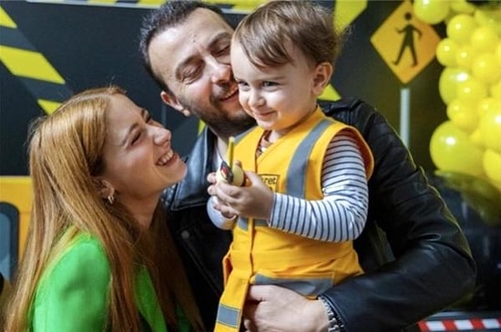 Hazal Kaya İkinci Kez Anne mi Oluyor? Ali Atay'ın Paylaşımının Sırrı Ortaya Çıktı!