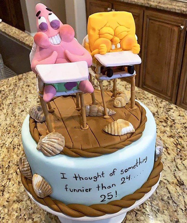 Сегодня мне 25 лет, мой муж - кондитер, и испек мне вот такой торт