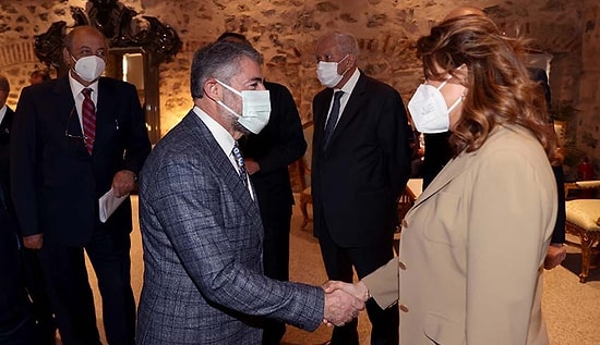 Bakan Nebati, İş İnsanlarına 'Hepiniz 100'er Milyon Dolar Bozdurun' Demiş