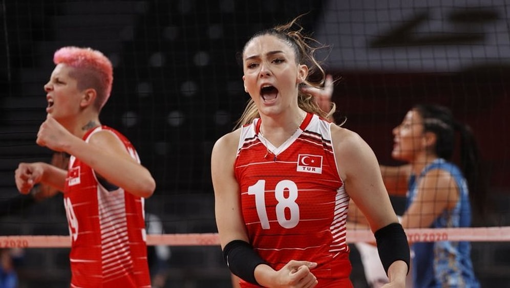 A Milli Kadın Voleybol Takımı'nın Parlayan Yıldızı Zehra Güneş'in O Ses Türkiye Görüntüleri Şaşkına Çevirdi!