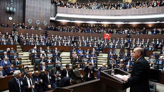 AKP 'Ekonomik OHAL' İddialarına Tepkili: 'Buhran Yok, Pahalılık Var'