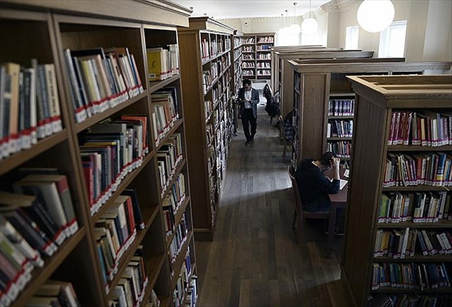 "Kitap sayısı kütüphaneye verilen önemi gösterir"