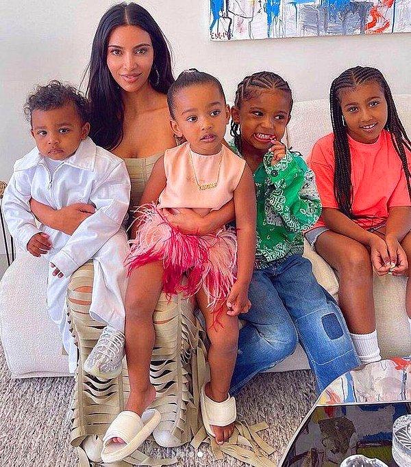 3. Çocuklarını her sabah uyandırması için evine piyanist tutan Kim Kardashian sosyal medyada epey konuşuldu...