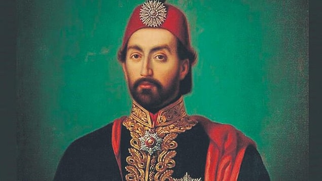 Osmanlı Devleti'nde Hangi Padişahın 4 Oğlu da Padişah Olmuştur?