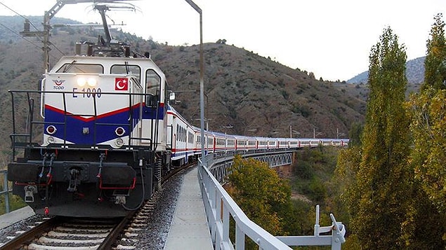 TCDD'de "Motive olsun diye" güvenlik görevlisini müdür yaptılar