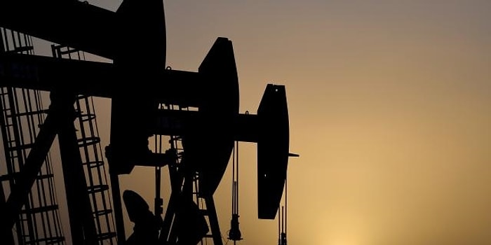 Tatil Havasına Giren Piyasalarda Petrol Geriledi