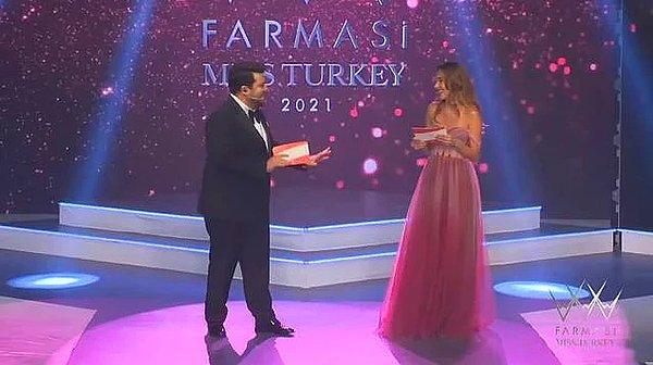 47. Berfu Yenenler'in bir de Miss Turkey gecesine damga vuran,  "Eser, ne zaman kendimi sana bıraksam çocuğumuz oluyor" gafı da 2021'in unutulmayacakları arasında!