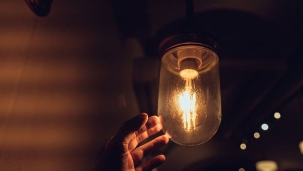 3 İlçede Elektrik Kesintisi: Hangi İlçelerde Elektrik Yok? Elektrikler Ne Zaman Gelecek?