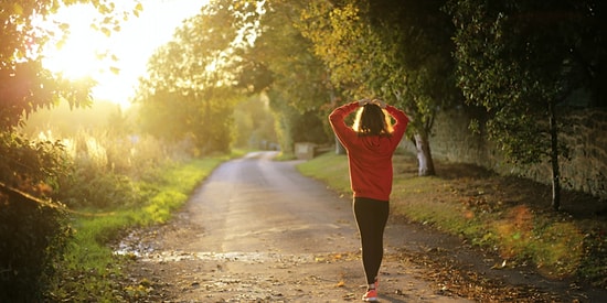 Playlist'inize Eklemeniz Gereken Yürüyüş Yaparken Dinlemelik 17 Şarkı