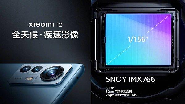 Xiaomi 12 modeli, arka tarafında bulunan kamera adası üzerindeki 3 adet kamerayla birlikte bizleri karşılıyor. Cihazın 1/1.56 inç boyutundaki Sony IMX766 sensörlü 50 Megapiksel ana kamerası, 1/1.12 inç boyutunda sensöre sahip 13 Megapiksel geniş açı ve Makro lensi şeklinde bir dizilimi bulunuyor.