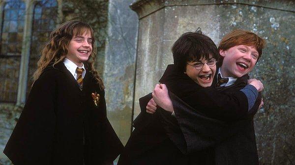 32. Harry Potter ve Felsefe Taşı (2001)