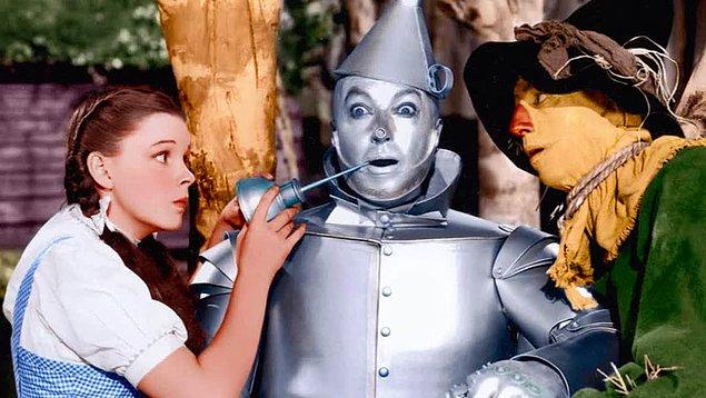 15. Oz Büyücüsü (1939)