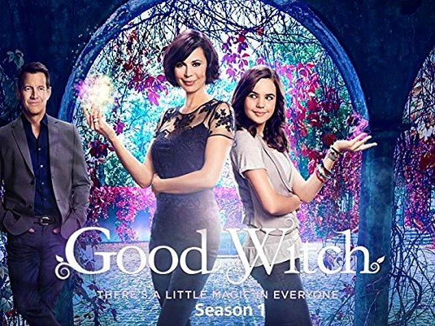 8. Good Witch / İyi Cadı (2015-2021) IMDb: 7.3