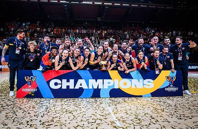 28. 27 Haziran - 2021 FIBA Kadınlar Avrupa Basketbol Şampiyonası finalinde Sırbistan, Fransa'yı 63-54 yenerek şampiyon oldu.