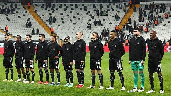 Beşiktaş'ta tam 11 eksik var.