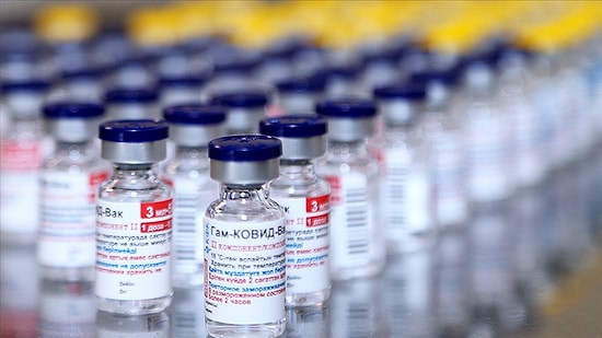 Sağlık Bakanlığı'nın Getirdiği 400 Bin Doz Sputnik Aşısının Akıbeti Belirsiz