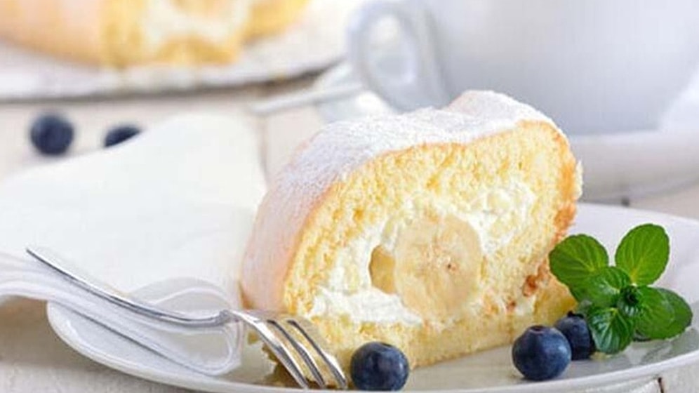 Rulo Pasta Nasıl Yapılır? İşte Muzlu Rulo Pasta Tarifi…