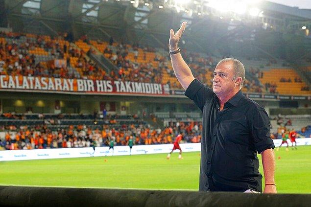 48 yıl önce başladığı Galatasaray serüvenin futbolcu olarak 3 Türkiye Kupası kazanan Fatih Terim, büyük başarılar elde ettiği teknik direktörlük döneminde, 8 Süper Lig, 1 UEFA Kupası ve 3 Türkiye Kupası kaldırdı.