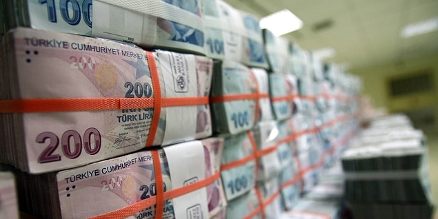 Özelleştirme sonrası borçlanma büyüdü