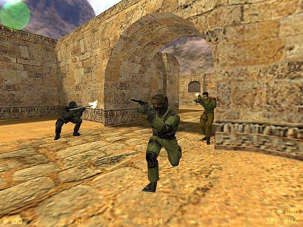 8. Counter-Strike / 2000 - 22 Yıl