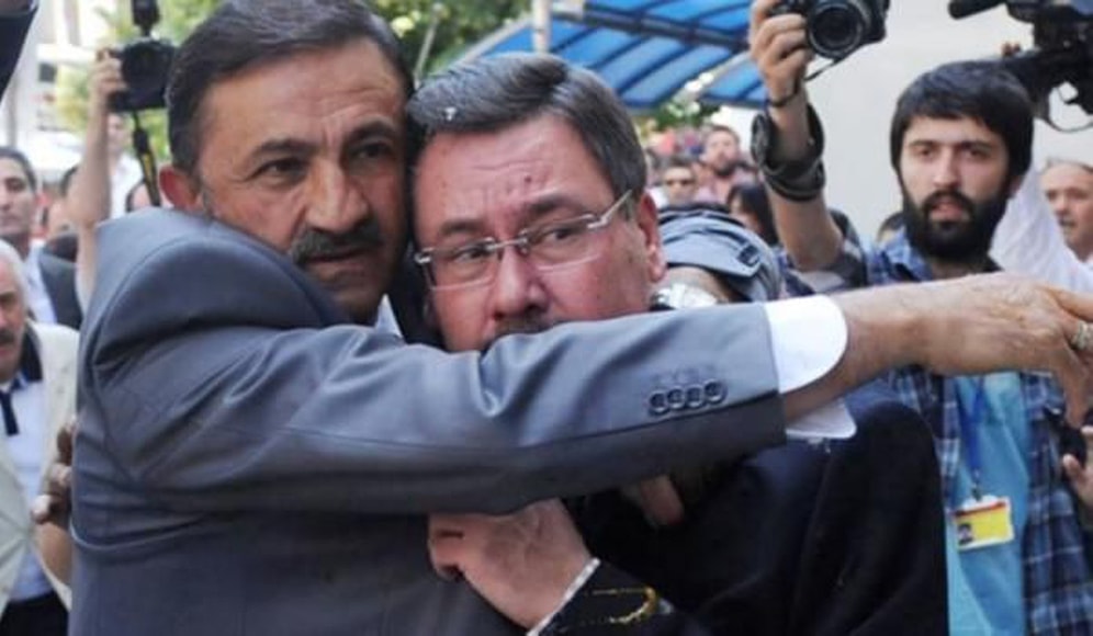 Kendini 'İki Numaralı Kahraman' İlan Eden Gökçek: 'Ankara'da Darbeyi Önleyen Kişiyim'