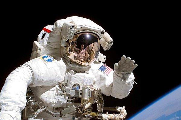 Bulgulara göre Uluslararası Uzay İstasyonu'ndaki astronotların vücudu, 6 aylık görev süresinde yüzde 54 oranında daha fazla kırmızı kan hücresi yok etti. Bu da saniyede 3 milyon kan hücresinin yok olduğu anlamına geliyor.