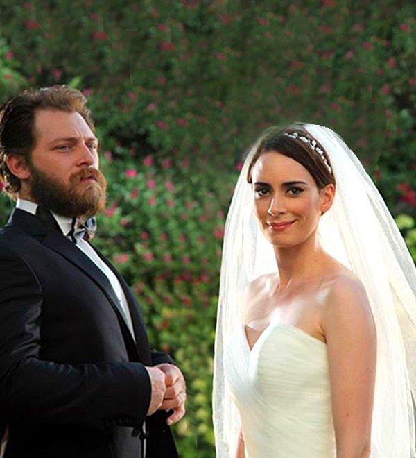 Daha sonra Melisa Sözen'le evlenmişti. “Şubat” dizisinin setinde tanışan çift 2013 yılında İtalya’nın başkenti Roma’da sade bir törenle evlenmişti fakat bu evlilikleri 6 ay sonra sona ermişti.