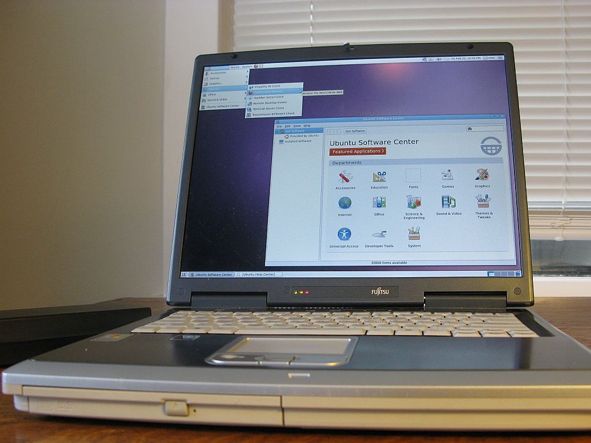 Ноутбук linux. Linux для старых ноутбуков. Линукс для старого ноутбука. Самая легкая ОС для старого ноутбука. Linux на Старом компьютере.