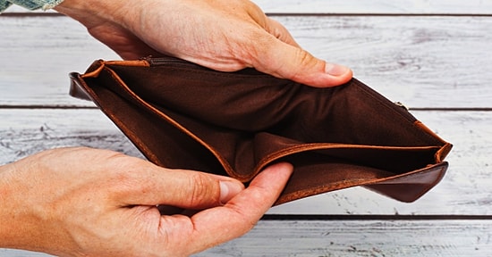 Maaş Yattıktan Sonra ve Maaş Bitimindeki Hallerimizi Anlatan 13 Komik Gif ve Görsel