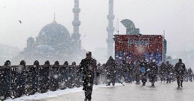 İstanbul Valisi Yerlikaya'dan Kar Uyarısı! ''Pazar Günü Etkili Olacak!''