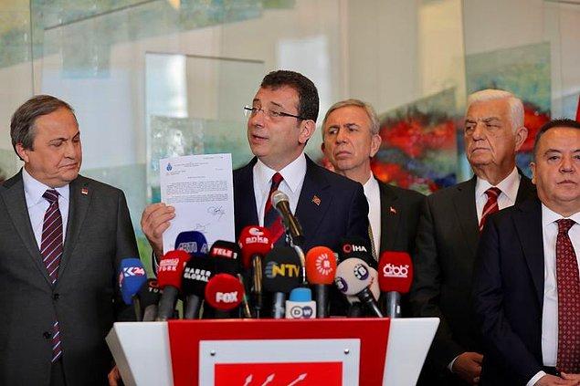 12. MetroPOLL Araştırma Şirketi, 'İmamoğlu algısı' başlıklı yeni araştırmasında İçişleri Bakanlığı tarafından İstanbul Büyükşehir Belediyesi'ne yönelik başlatılan 'terör' teftişini vatandaşlara sordu.
