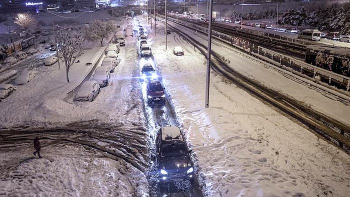 Vali Yerlikaya Duyurdu: İstanbul'da Yeni Kar Tedbirleri