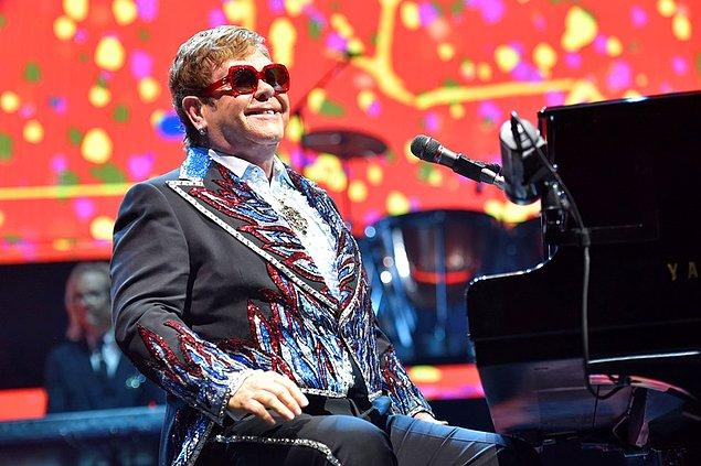 Elton John Koronavirüse Yakalandı