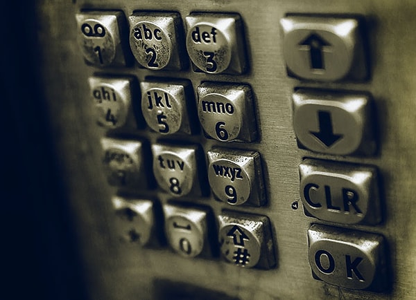 2. Запоминание телефонных номеров.