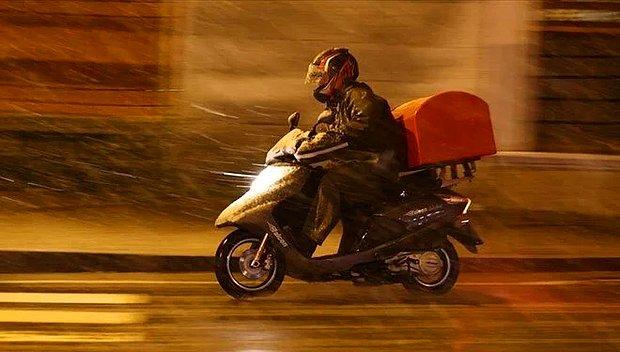 Vali Duyurdu: İstanbul'da Motokurye Yasağı Kalkıyor