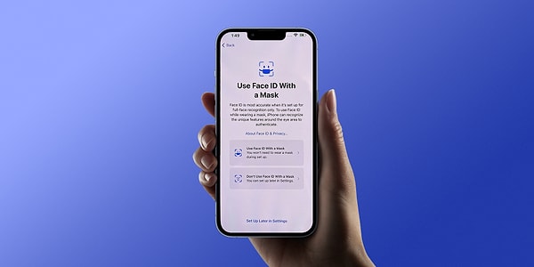 Şimdi gelelim iOS 15.4 ile gelen yeni özelliklere. İlk sırada Maskeyle FaceID geliyor.