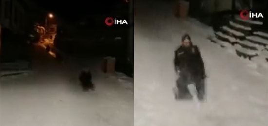 Karda Kayan Çocukların Şikayet Edilmesi Üzerine Olay Yerine Giden Bekçi Çocuklarla Birlikte Kaymaya Devam Etti