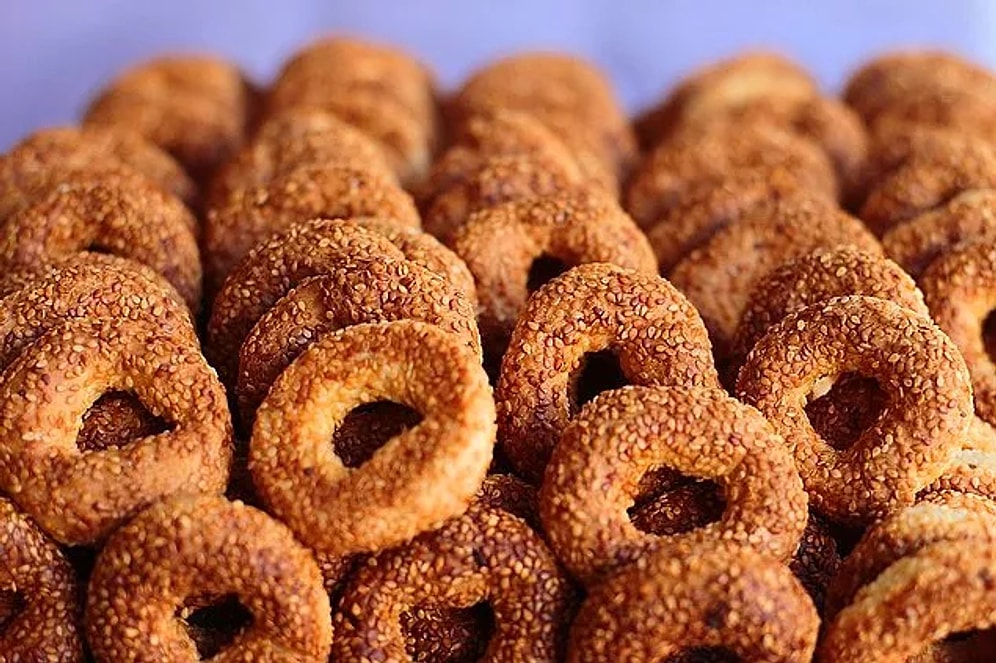 Kandil Simidi Tarifi ve Yapılışı: Evde Kandil Simidi Nasıl Yapılır? Kandil Simidi Malzemeleri Nelerdir?