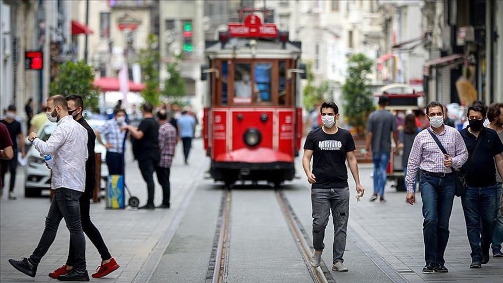 TÜİK'e Göre Türkiye'de Kaç Yabancı İkamet Ediyor?
