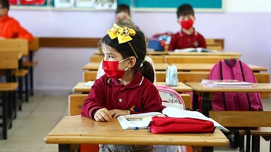 Yarın Okullar Açılacak mı, Yarın 7 Şubat Okul Var mı? 15 Tatil Uzatıldı mı, 2022 Yarıyıl Tatili Bitti mi?