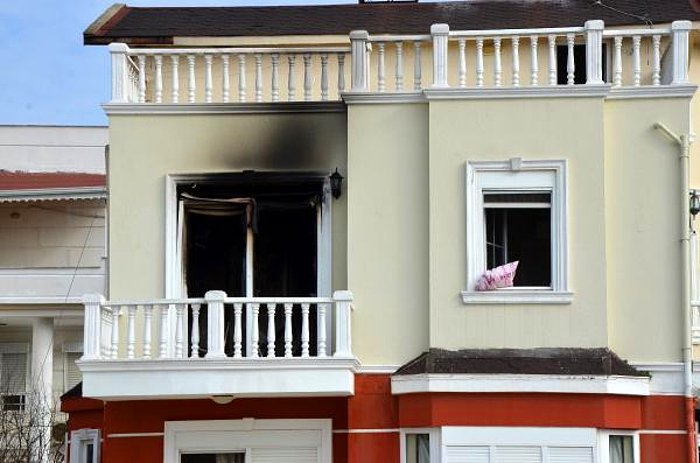 Uyuşturucudan Kurtulmak İçin Kendini Eve Zincirlemiş: Çıkan Yangında Hayatını Kaybetti