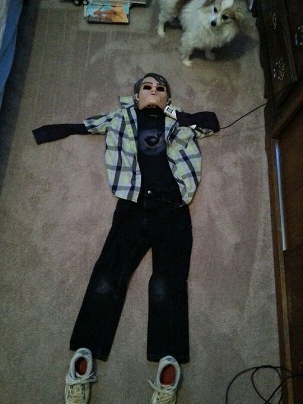 13. Сын подготовил лук к завтрашнему дню в школе