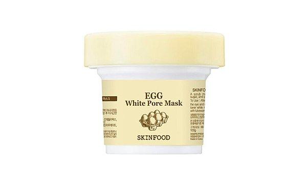 7. Yumurta akı maskesi ile bebek gibi bir cilde kavuşun.